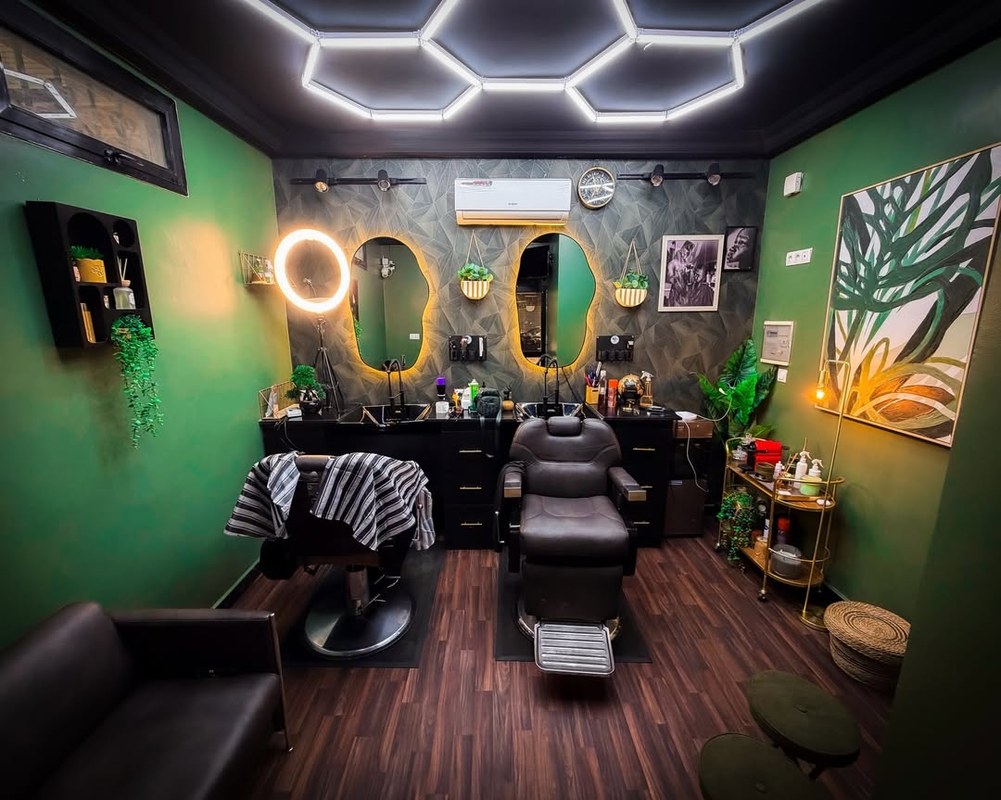 So'Watt Barber